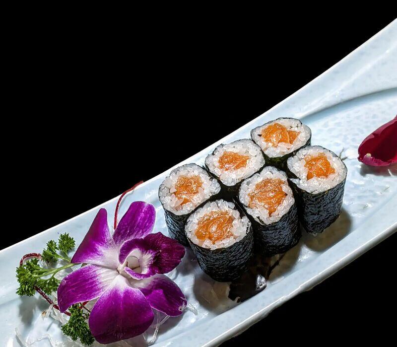 Salmon Roll