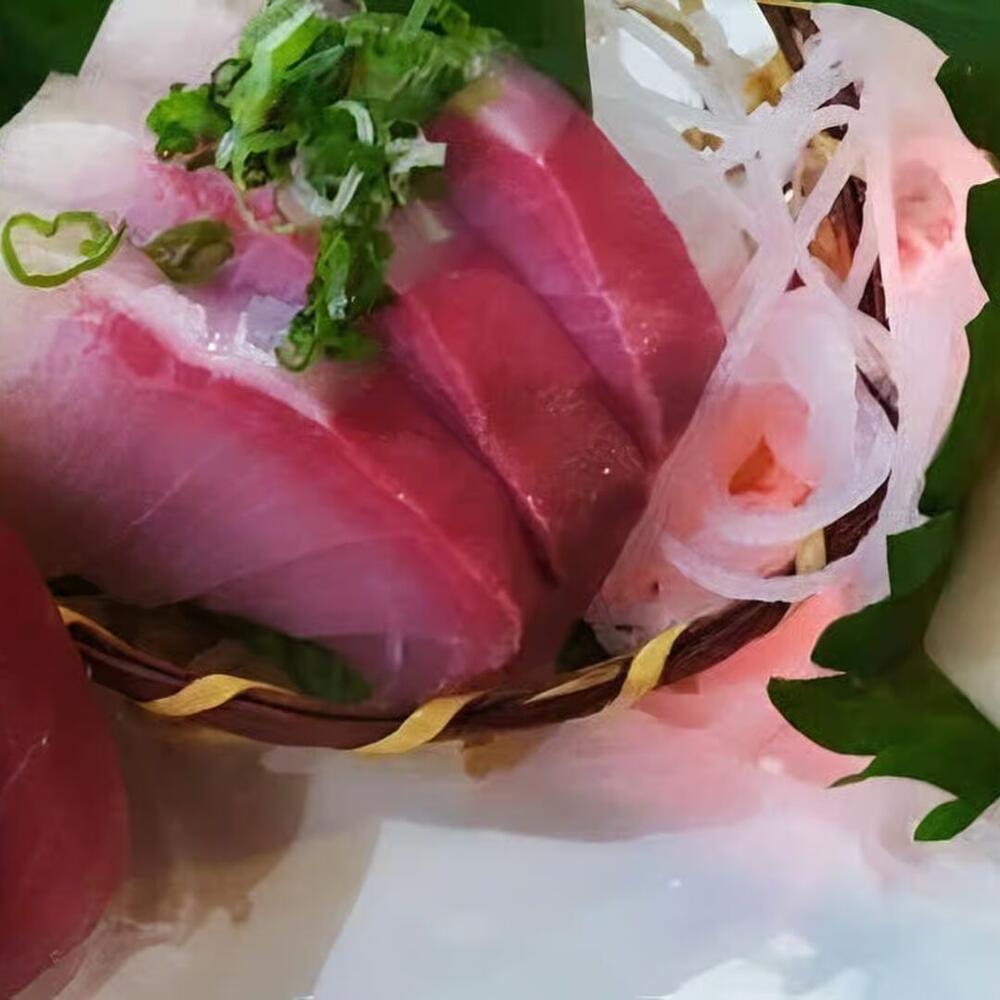 Sashimi Appetizer (9 slices)